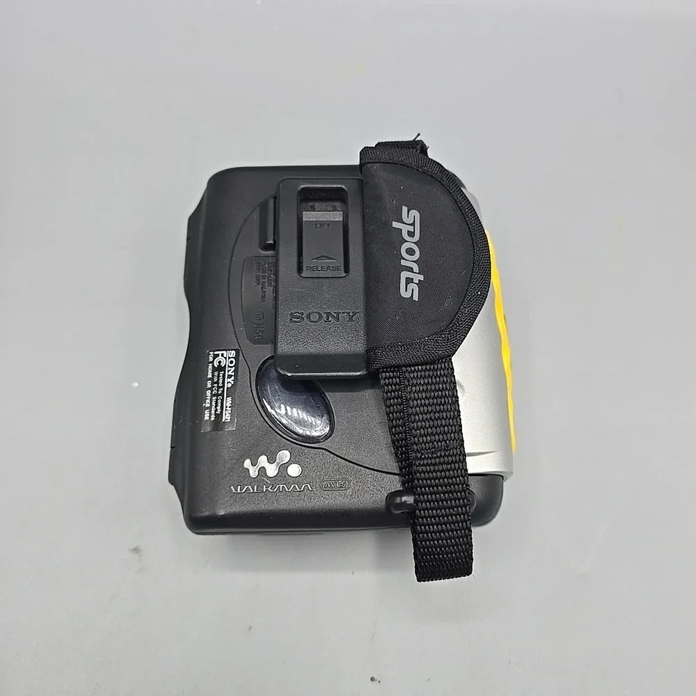 Sony Yellow Black Silver Portable Cassette Player TV/FM/AM Sports